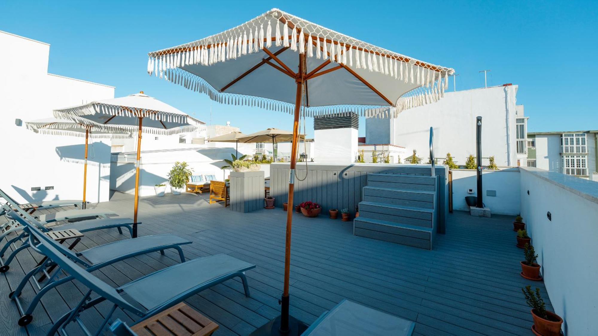 Aparthotel Luz De Gades - Suites Spa Gym - Adults Only Cadiz Exterior photo