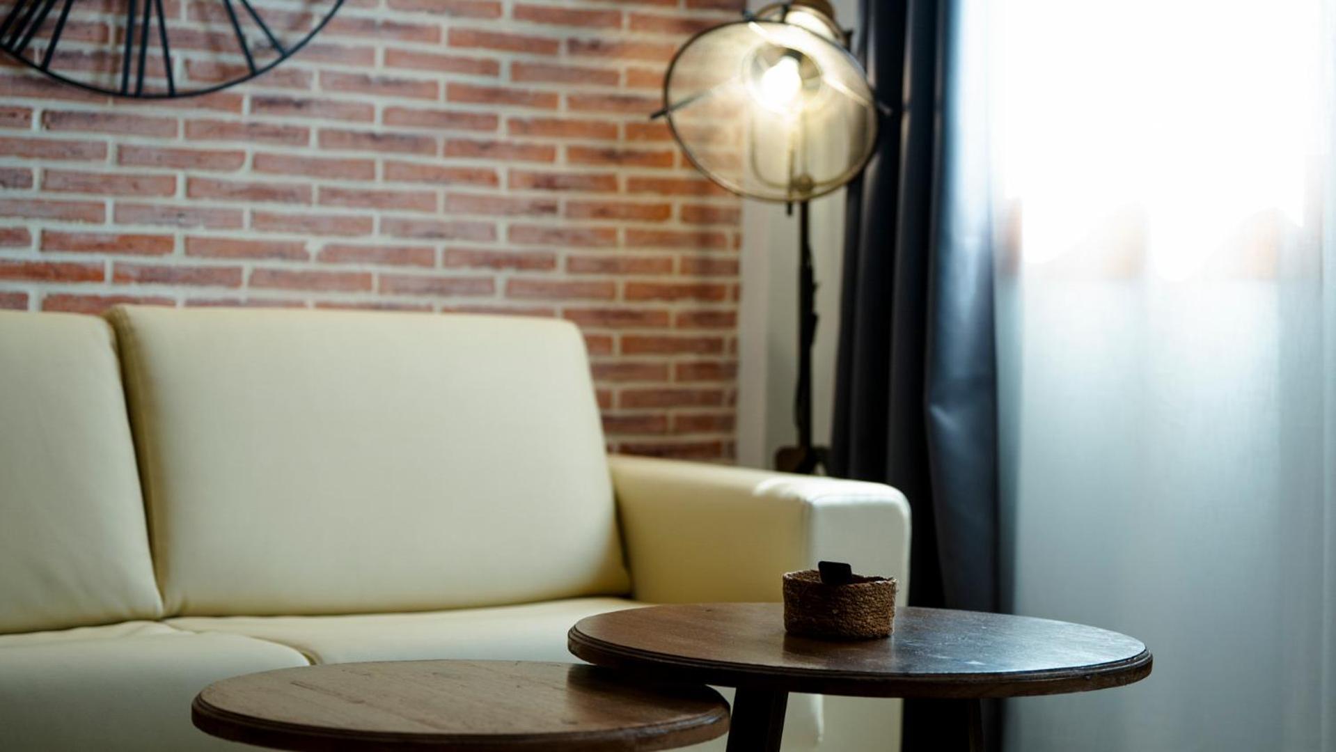 Aparthotel Luz De Gades - Suites Spa Gym - Adults Only Cadiz Exterior photo